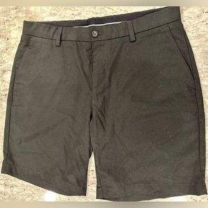 Amazon Essnetials Golf Shorts